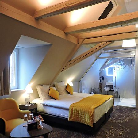 Hotel Restaurant L'Orchidee Ensisheim Eksteriør billede